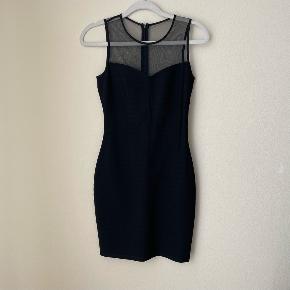 Black Guess dress size 4 🖤